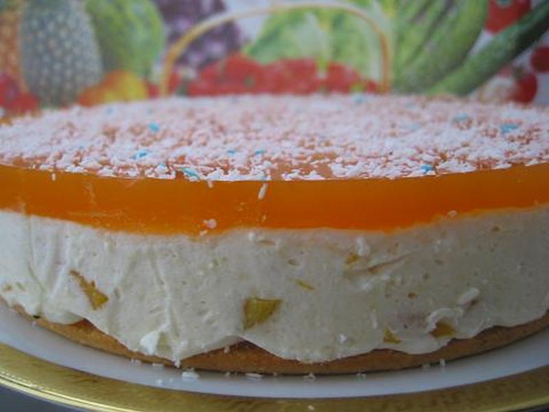 Готовим праздничный торт-суфле с персиками