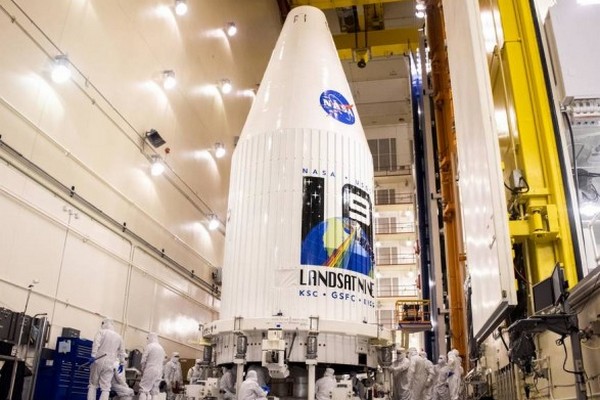 NASA в понедельник запускает самый мощный спутник в серии Landsat
