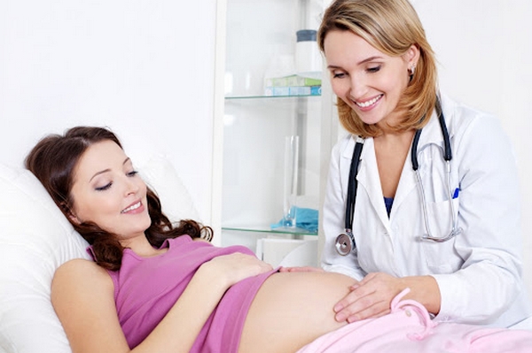 Как встать на учет по беременности?