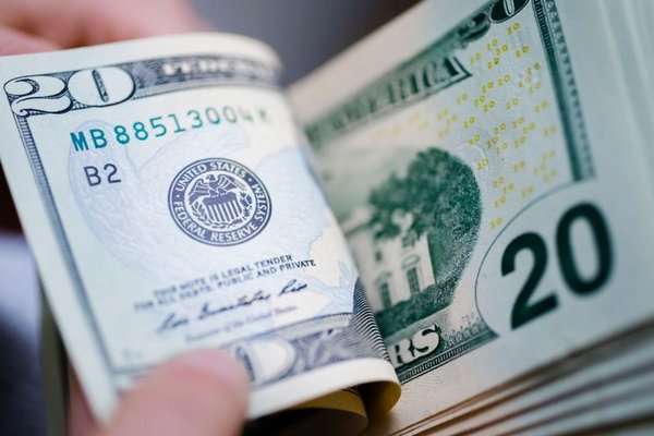 НБУ может повысить лимиты на валютном рынке