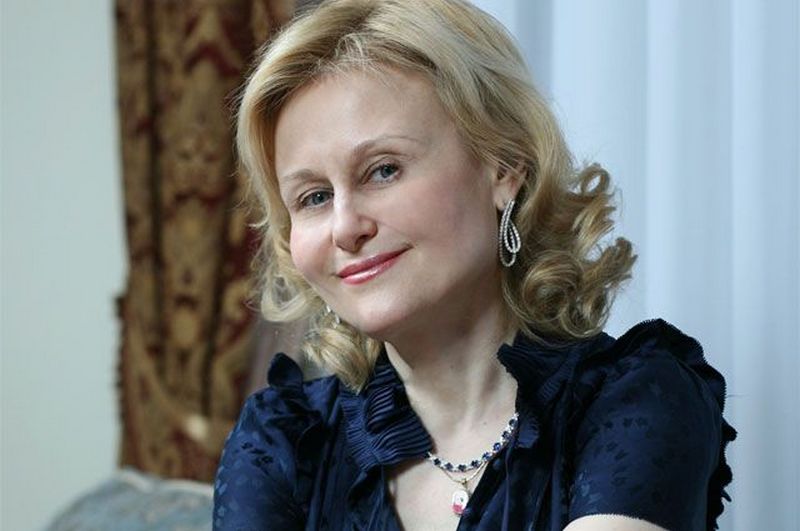 Писательница Дарья Донцова рассказала о борьбе с раком молочной железы