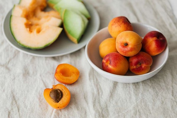 Польза и вред абрикосов: кому нельзя употреблять летний фрукт