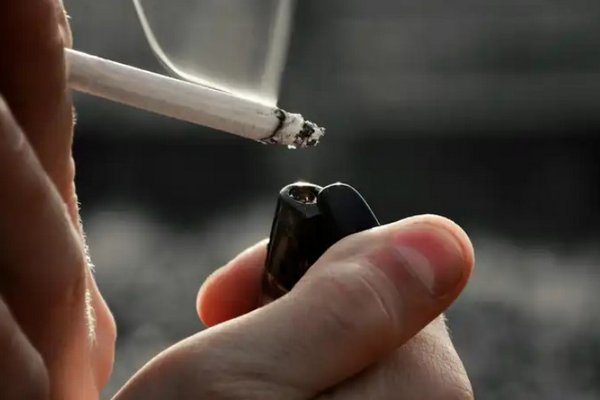 Вредит даже после отказа: курение очень негативно влияет на иммунитет
