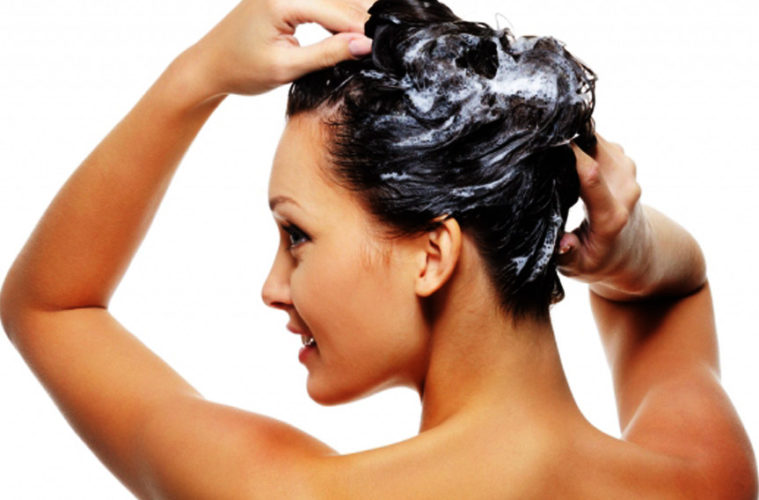 Мытье волос «наоборот»: благодаря этому способу ваши волосы преобразятся
