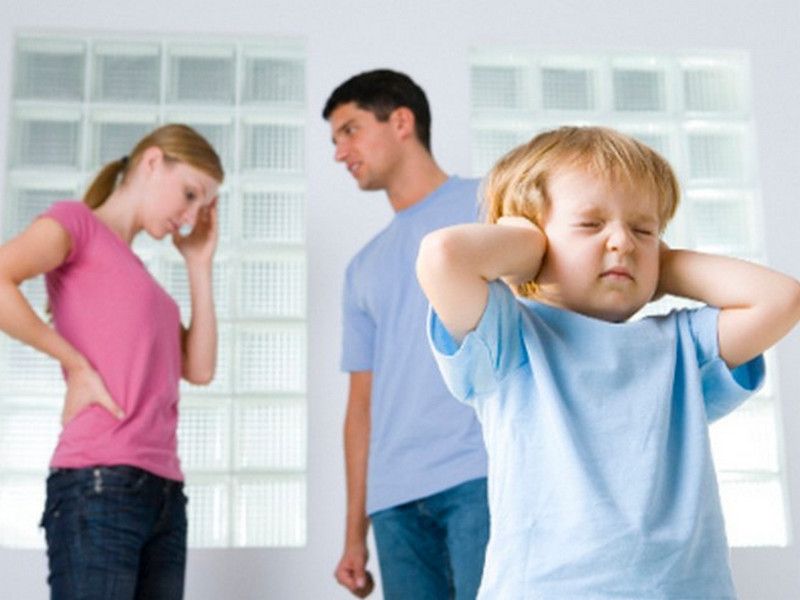 Как ссоры родителей влияют на детей: ученые объяснили