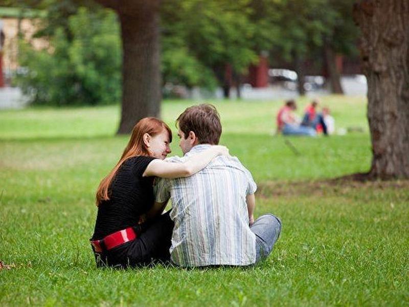 Психологи сравнили любовь с первого взгляда с крепкими семейными отношениями