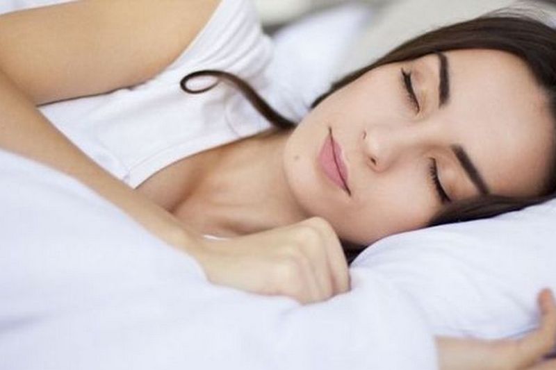Отношения с коллегами влияет на качество сна