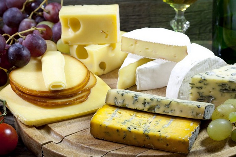 Ученые: сыр способствует улучшению слуха