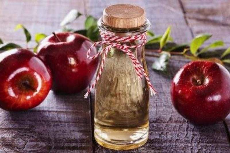 Медики развенчали мифы о яблочном уксусе