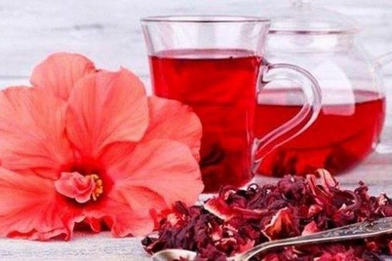 Чай каркаде: 7 причин утолить жажду этим напитком