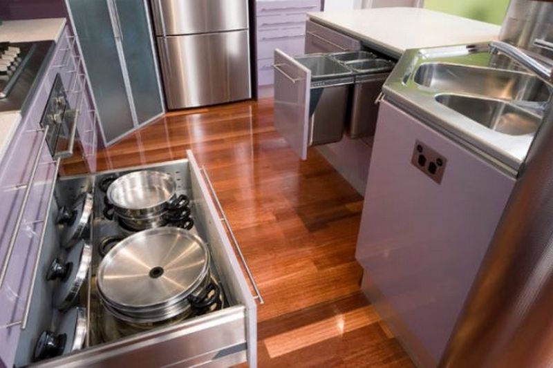Как быстро очистить кухонную утварь: 6 полезных трюков