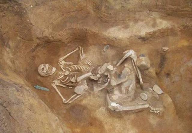 Загадка Эквадора и Перу: гигантские скелеты