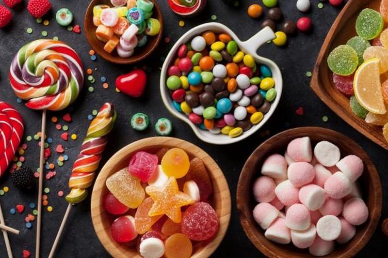 9 сигналов тела, которые свидетельствуют о злоупотреблении сладостями