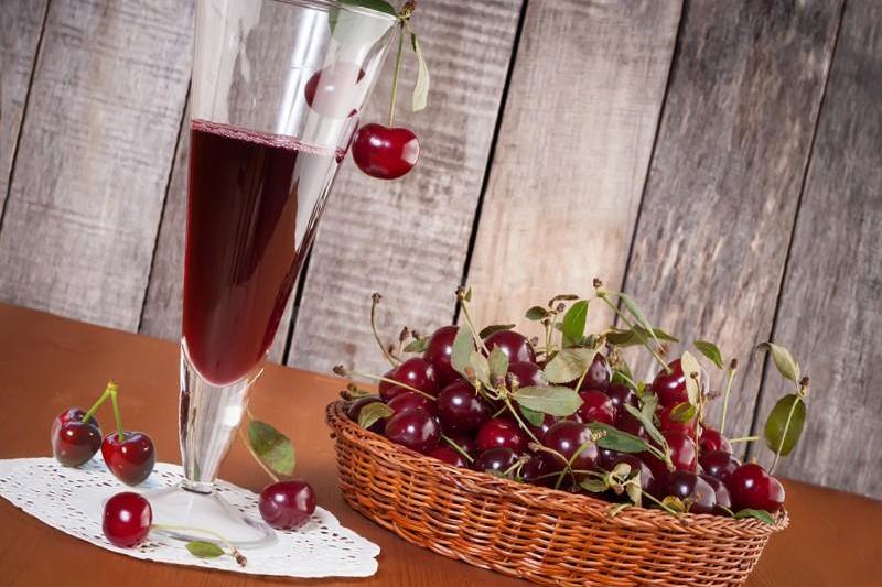 Как приготовить вишневое вино