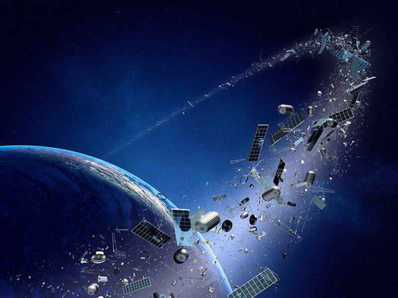 Япония разработает спутник для уничтожения космического мусора