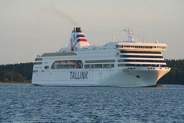 Пассажирооборот Tallink в октябре упал почти на 80%