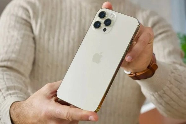 iPhone 12 mini показал низкую автономность в играх