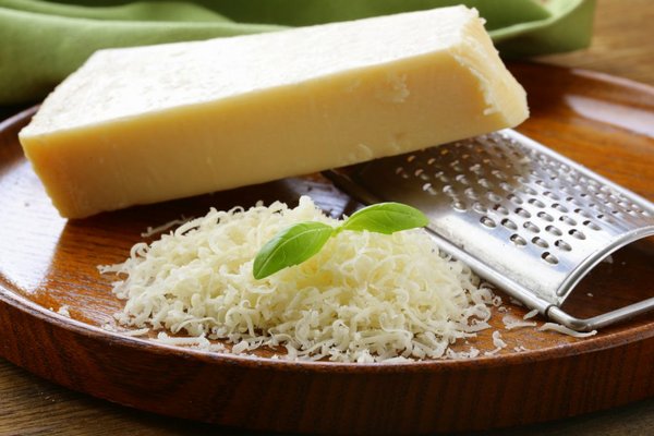 Ученые назвали 4 вида сыра, которые плохо влияют на артериальное давление