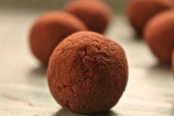 «Шарман» – шоколадные трюфели с кедровой сгущенко