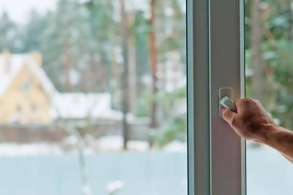 Как правильно проветривать квартиру зимой: полезные советы