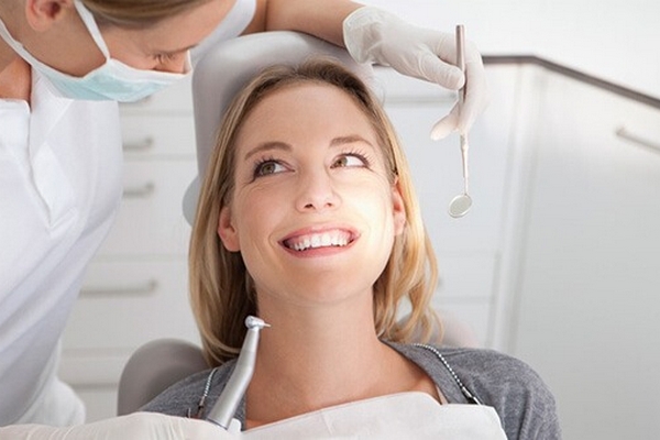 Стоматологічна клініка Smile Lab: особливості та переваги