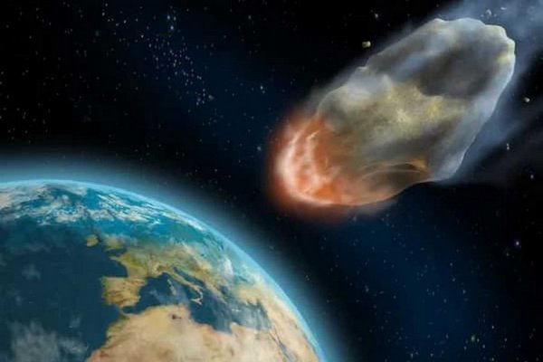 К Земле приближается сразу пять астероидов: насколько они опасны