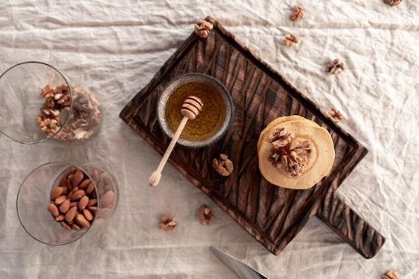 Орехи с медом: секрет здоровья щитовидной железы