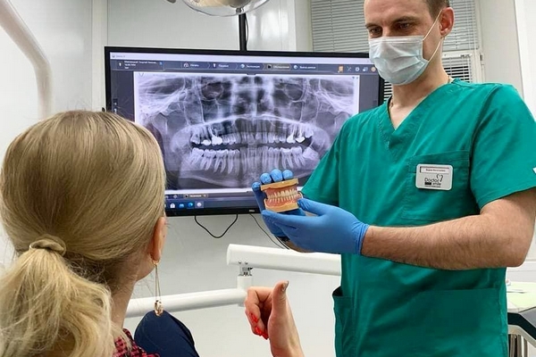 Какими преимуществами выделяется стоматология Doctor Smile?