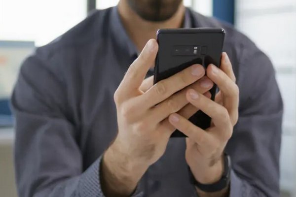 Когда лучше заряжать смартфон: советы, которые уберегут ваш гаджет от поломки