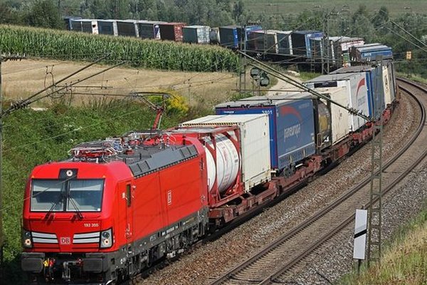 Немецкая железная дорога внедрит искусственный интеллект для грузового транспорта