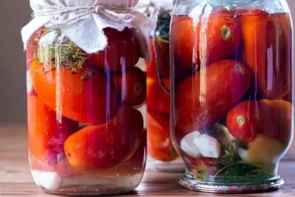Будете кушать по банке за раз:рецепт квашеных помидор от бабушки