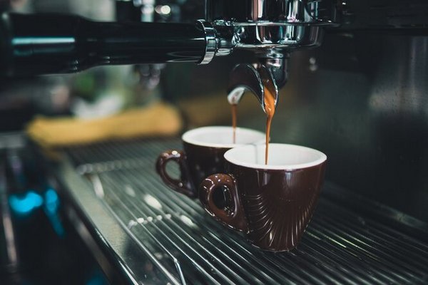 Что произойдет с организмом, если пить много кофе: эксперты объяснили