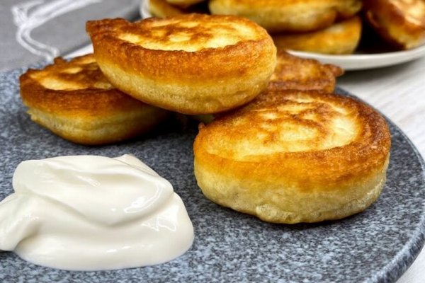 Это не оладьи, а настоящие пампушки: самые высокие, пышные и вкусные – идеальный рецепт Это не оладьи, а настоящие пампушки: самые высокие, пышные и вкусные – идеальный рецепт