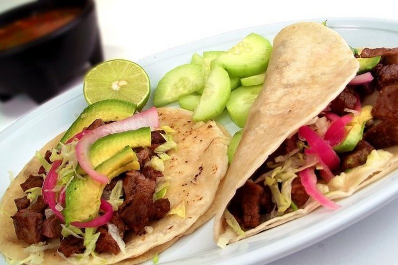 Рецепт для пикника: мексиканские лепешки с говядиной и овощами