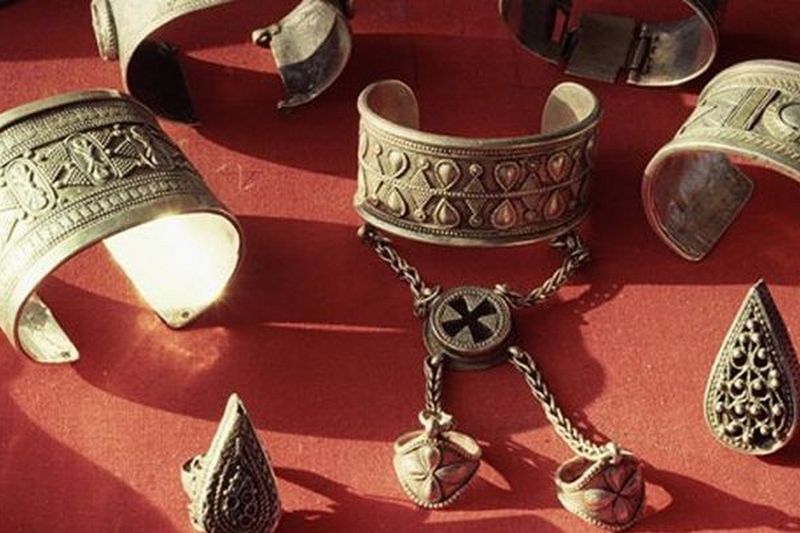 Археологи нашли драгоценности, созданные в 8 веке до нашей эры