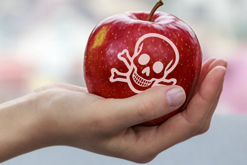 8 потенциально опасных продуктов, которые есть на столе у каждого