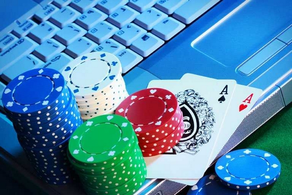 Регистрация в онлайн-казино: переход от бесплатной игры к настоящему а
