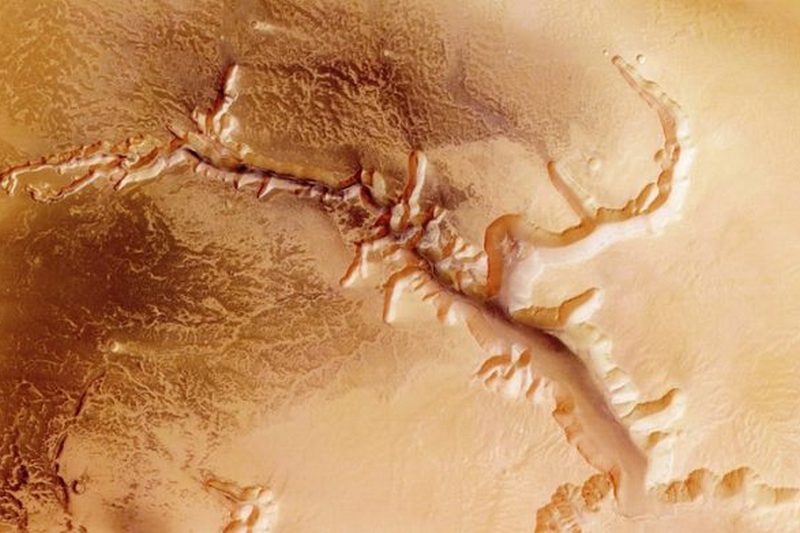 На Марсе найдены новые отложения глины