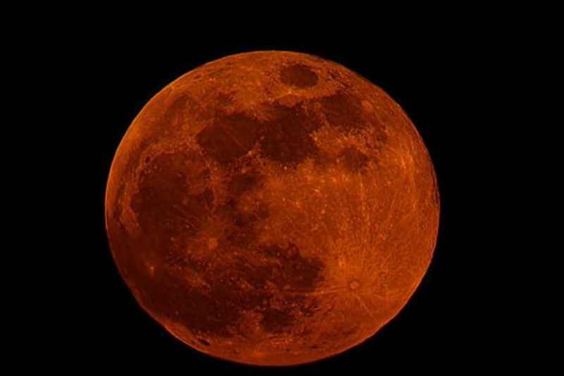 Кровавое лунное затмение 17 июля: где смотреть космическое событие