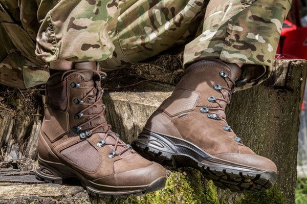 Обувь и носки военного образца: преимущества и особенности