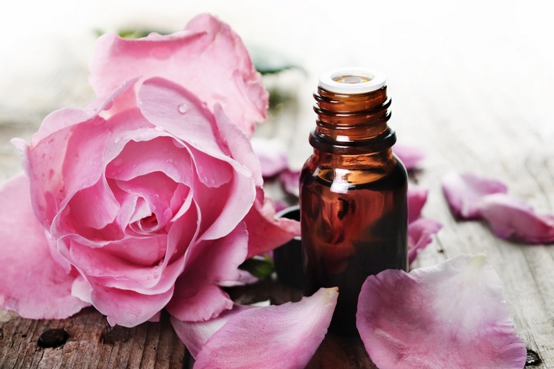 Лечебно-профилактические свойства розового масла