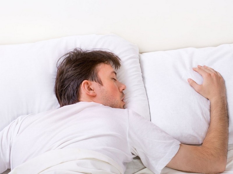 Ученые назвали смертельно опасную позу для сна